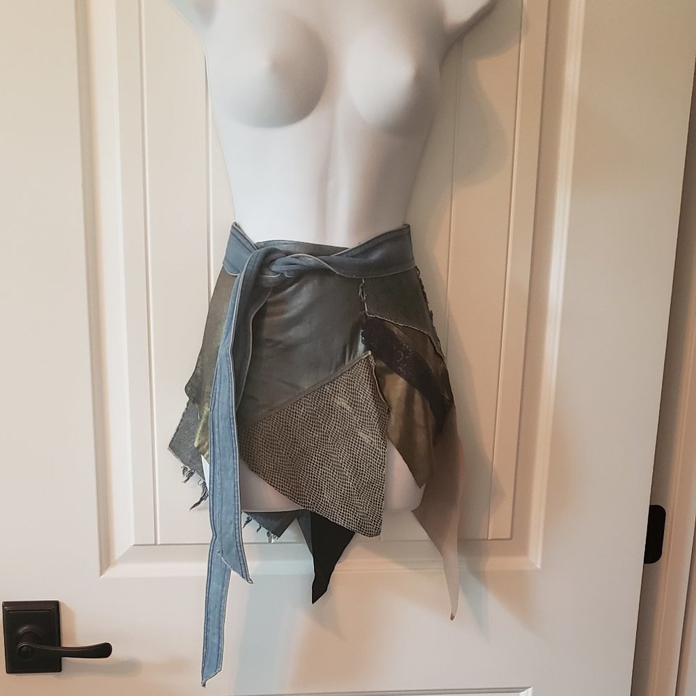 Gara Neta Original Customized mini skirt